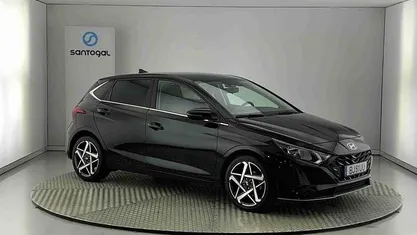 Preto Usado 2024 Hyundai i20 Style Citadino | € 19.090 (Preço justo)