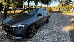Cinzento Usado 2022 Mercedes EQA250 SUV | € 33.500 (Preço justo)