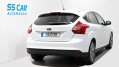 Usado 2014 Ford Focus Titanium Citadino | € 8.750 (Preço justo)