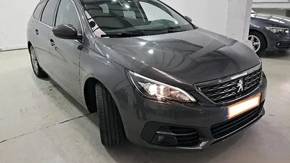 Cinzento Usado 2021 Peugeot 308 SW Carrinha | € 15.890 (Bom preço)