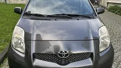 Usado 2010 Toyota Yaris Sedan | € 6.000 (Preço justo)