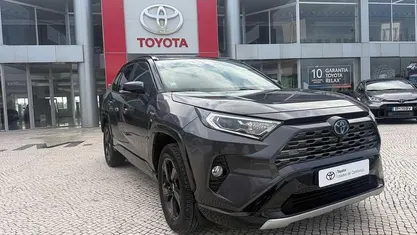 Usado 2020 Toyota RAV4 Hybrid Lounge SUV | € 36.750 (Preço justo)