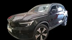 Preto Usado 2022 Volvo XC40 Core SUV | € 27.890 (Preço justo)