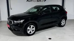 Preto Usado 2021 Volvo XC40 Momentum SUV | € 20.999 (Preço justo)