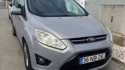 Cinzento Usado 2012 Ford C-MAX Monovolume | € 7.700 (Super Preço)
