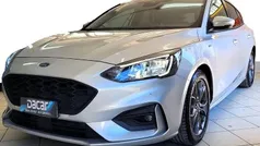 Cinza Usado 2022 Ford Focus | € 17.899 (Preço justo)