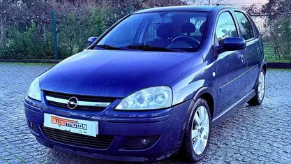 Usado Opel Corsa 75 HP (55 kW) 2006 Cinzento Citadino