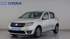 Cinza Usado 2015 Dacia Sandero Comfort Citadino | € 11.500 (Preço justo)