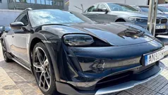 Preto Usado 2022 Porsche Taycan Sedan | € 60.950 (Bom preço)