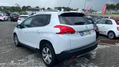 Branco Usado 2017 Peugeot 2008 Active SUV | € 10.990 (Bom preço)