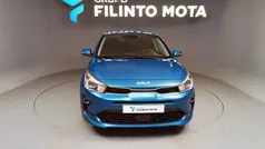 Azul Usado 2023 Kia Rio | € 15.420 (Preço justo)