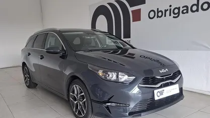 Usado Kia Ceed Sportswagon 120 HP (88 kW) 2024 Antracite Carrinha