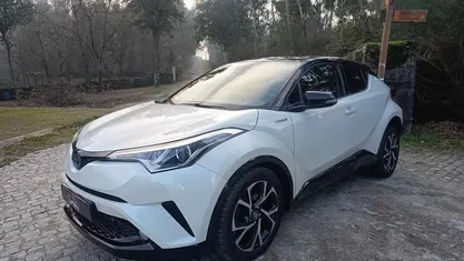 Usado 2018 Toyota C-HR SUV | € 21.500 (Preço justo)