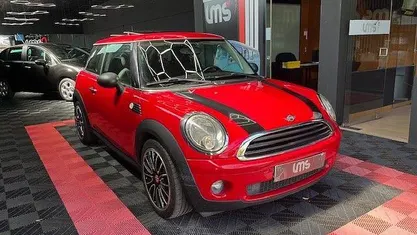 Usado Mini ONE 75 HP (55 kW) 2009 Vermelho Citadino