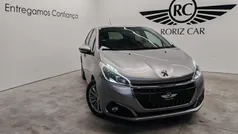 Cinzento Usado 2018 Peugeot 208 Citadino | € 11.890 (Preço justo)