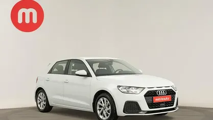 Branco Usado 2024 Audi A1 Sportback Advanced Citadino | € 23.499 (Preço justo)