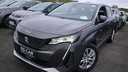 Usado Peugeot 3008 Active 130 HP (95 kW) 2021 SUV