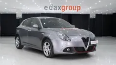Cinzento Usado 2019 Alfa Romeo Giulietta Citadino | € 14.990 (Preço justo)