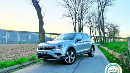 Cinzento Usado 2021 VW Tiguan SUV | € 30.990 (Preço justo)