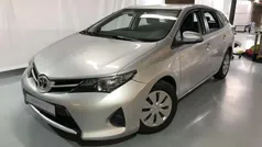 Cinzento Usado 2015 Toyota Auris Touring Sports Carrinha | € 6.490 (Super Preço)