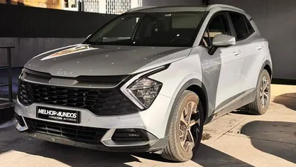 Cinzento Usado 2024 Kia Sportage SUV | € 29.990 (Preço justo)