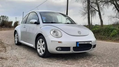 Cinzento Usado 2008 VW Beetle Coupé | € 7.900 (Preço justo)