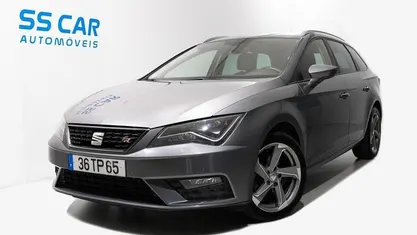 Cinza Usado 2017 Seat Leon ST Style Carrinha | € 10.990 (Preço justo)