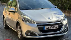 Usado 2018 Peugeot 208 Active Citadino | € 11.890 (Preço justo)