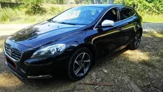Preto Usado 2015 Volvo V40 R-Design Carrinha | € 12.500 (Preço justo)