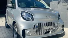 Cinza Usado 2021 Smart ForTwo Electric Drive Coupé | € 13.850 (Preço justo)