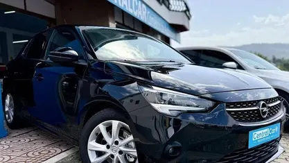 Usado Opel Corsa Elegance 102 HP (75 kW) 2022 Preto Citadino