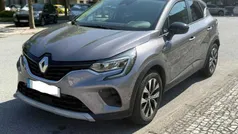 Cinzento Usado 2023 Renault Captur SUV | € 24.450 (Preço justo)