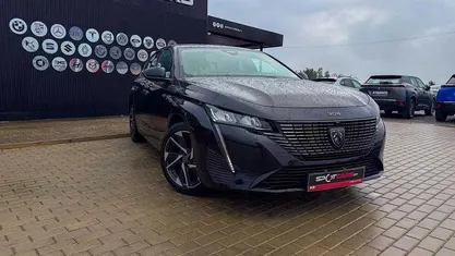 Preto Usado 2024 Peugeot 308 | € 23.990 (Bom preço)