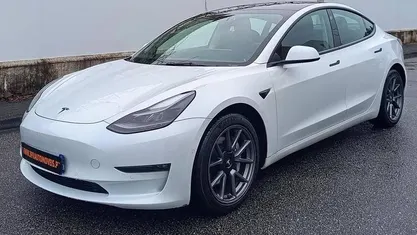 Usado Tesla Model 3 Long Range AWD 350 kW (476 HP) 2021 Branco Sedan