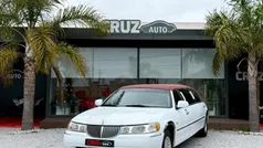 Usado 2004 Lincoln Town Car | € 36.999