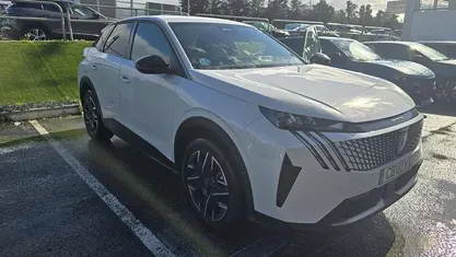 Usado 2025 Peugeot 3008 | € 30.990 (Preço justo)