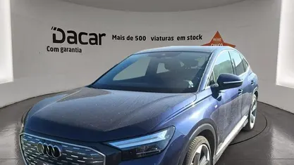 Azul Usado 2022 Audi Q4 e-tron SUV | € 30.899 (Preço justo)