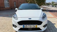 Branco Usado 2017 Ford Fiesta Citadino | € 12.350 (Preço justo)