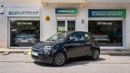 Preto Usado 2023 Fiat 500e Icon Citadino | € 17.300 (Preço justo)