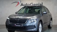 Cinzento Usado 2023 Skoda Kamiq SUV | € 19.990 (Preço justo)