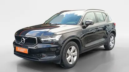 Preto Usado 2021 Volvo XC40 Core SUV | € 28.895 (Preço justo)
