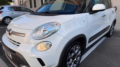 Usado Fiat 500L Lounge 105 HP (77 kW) 2016 Monovolume