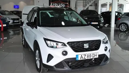 Usado 2023 Seat Arona Style SUV | € 17.820 (Preço justo)