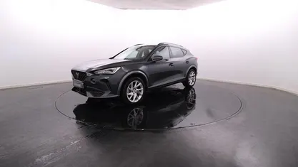Cinzento Usado 2024 Cupra Formentor SUV | € 33.900 (Preço justo)