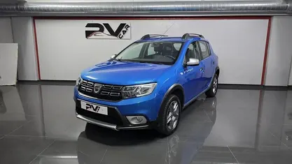 Azul Usado 2017 Dacia Sandero Stepway Citadino | € 10.990 (Preço justo)