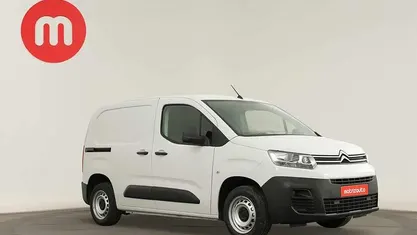Branco Usado 2023 Citroën Berlingo Monovolume | € 17.499 (Preço justo)
