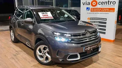 Usado Citroën C5 Aircross Feel 130 HP (95 kW) 2021 Cinza prata SUV