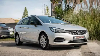 Usado Opel Astra Sport 105 HP (77 kW) 2020 Cinzento Carrinha