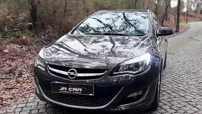 Cinzento Usado 2016 Opel Astra Sport Carrinha | € 8.500 (Bom preço)