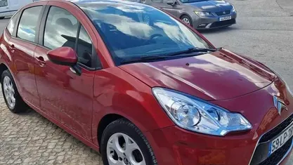 Vermelho Usado 2011 Citroën C3 Citadino | € 5.500 (Preço justo)